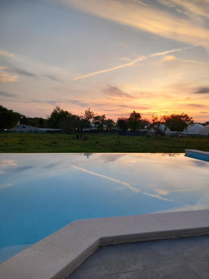 Hotel Delfin Lanterna Tar-Vabriga Exteriér fotografie